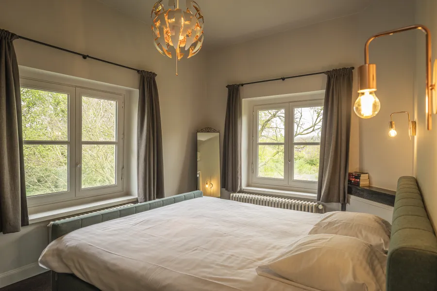 Atmospheric Junior Suite overlooking the park
